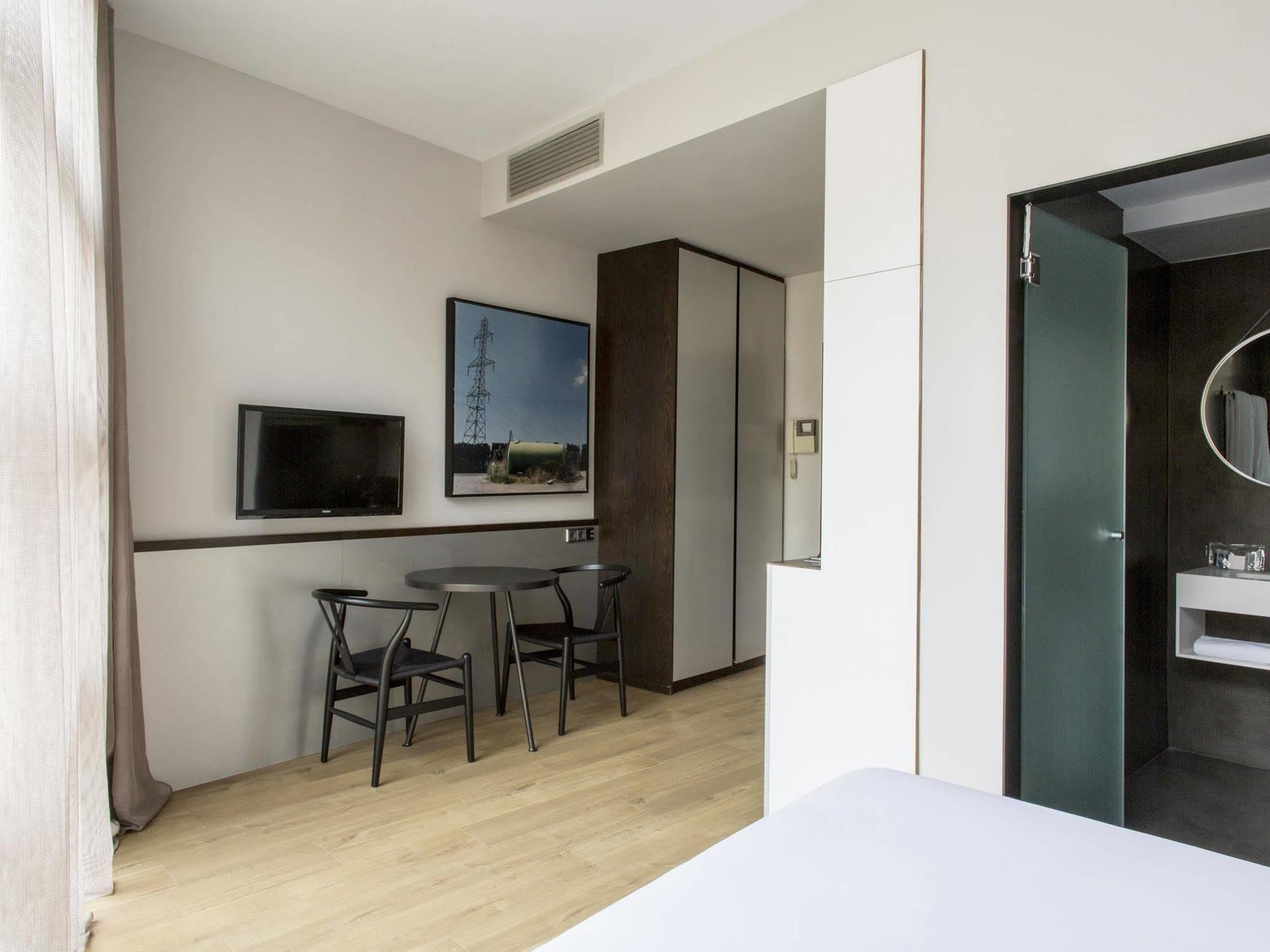 Aparthotel Allada 3* Barcelona Exterior foto